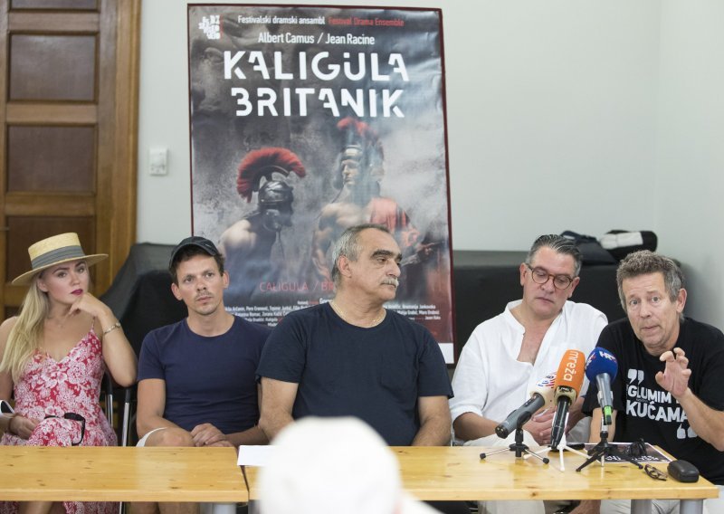 Na Splitskom ljetu premijerno izvedena predstava 'Kaligula/Britanik'