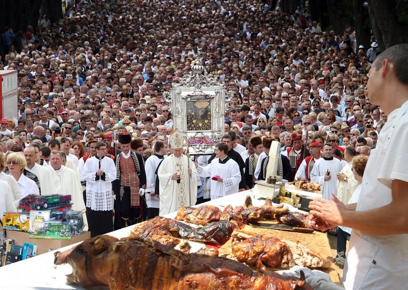 Sociolog religije Gordan Črpić: Kako slavimo Veliku Gospu i kakvi su Hrvati vjernici