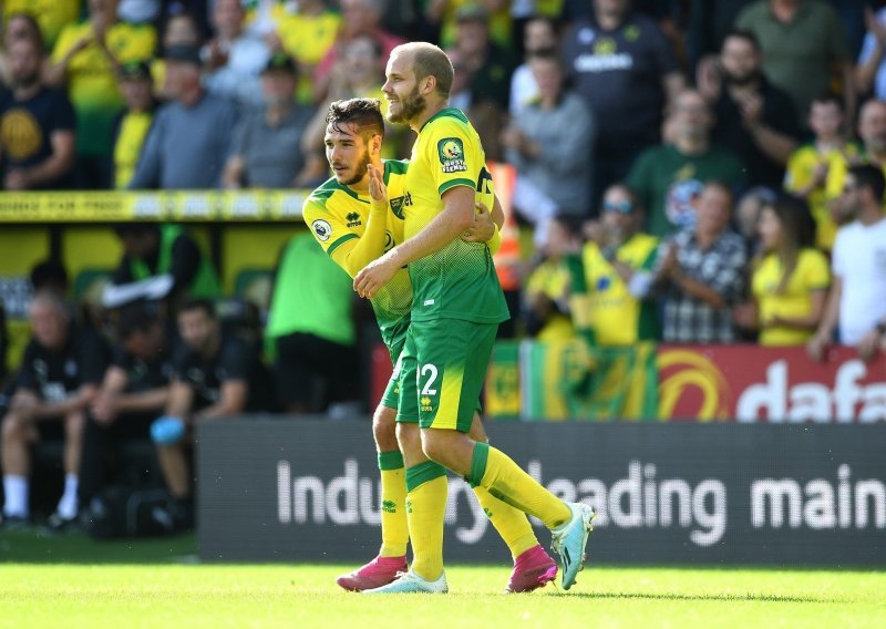 Liverpool i Arsenal bez greške u Premiershipu, proslavio se Pukki