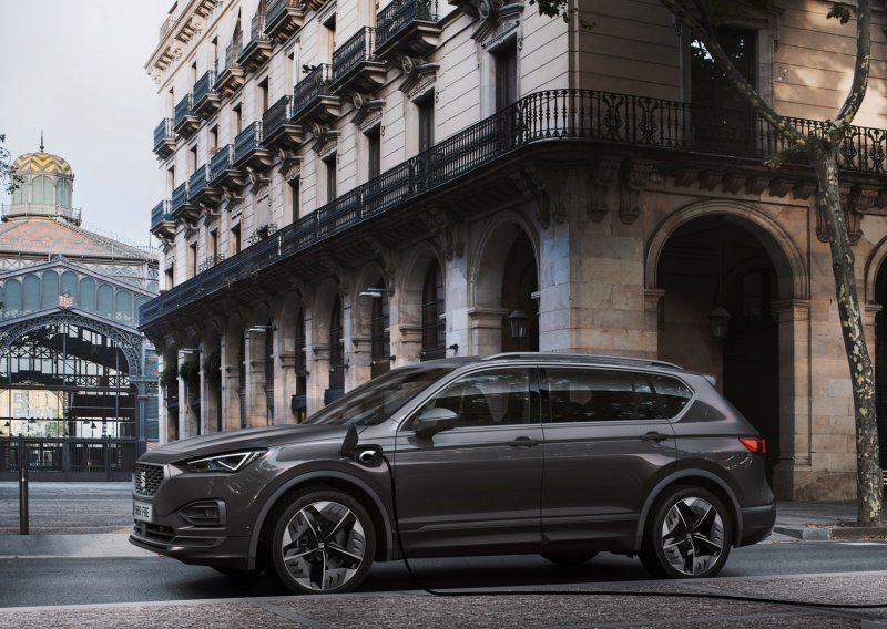 Seat Tarraco je dobio plug-in hibridni pogon: Sada je ovo najjači model s 245 KS!