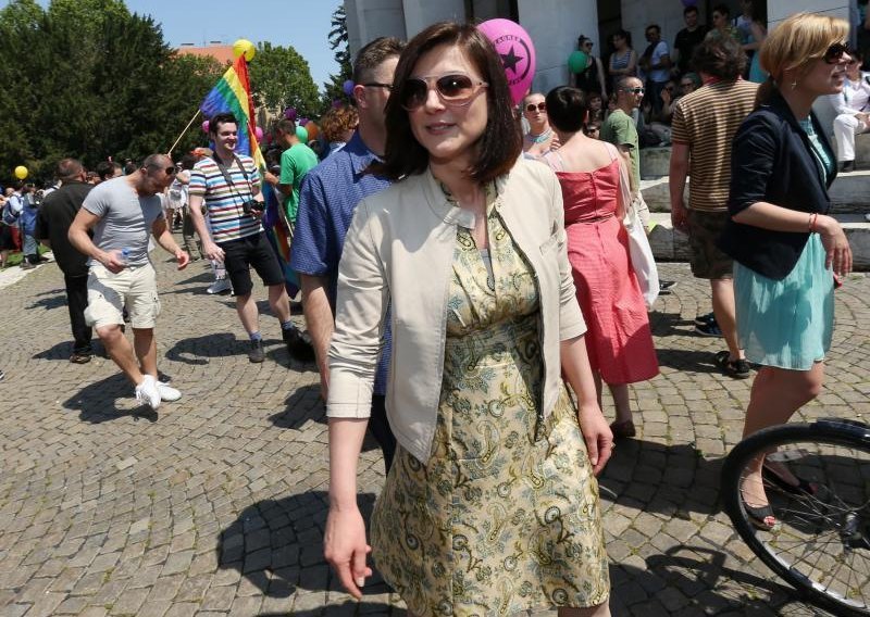 Sanja Milanović oduševila elegancijom