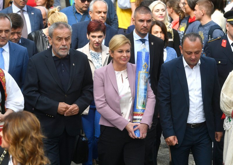 Grabar-Kitarović i Bandić za Malu Gospu hodočastili u Mariju Bistricu