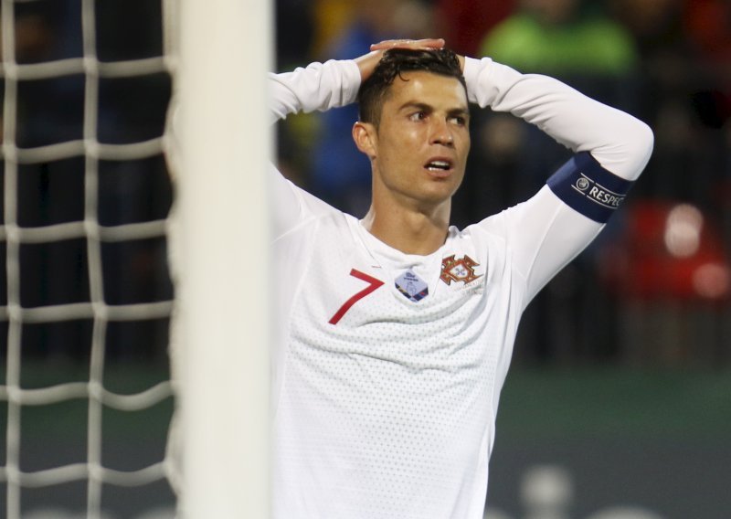 Cristiano Ronaldo ispisao povijest; na jednoj utakmici skinuo nekoliko nevjerojatnih rekorda!