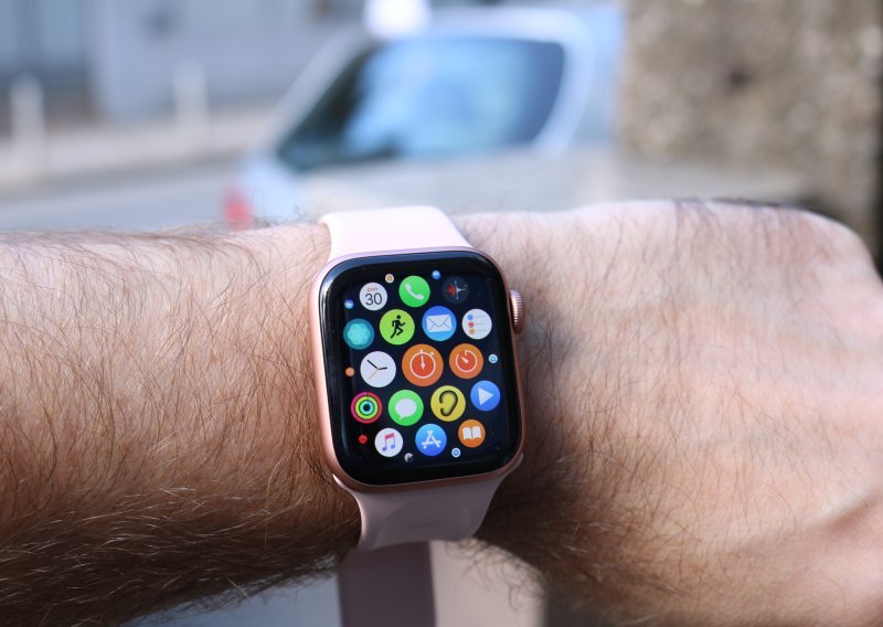 Insajderi su iskopali nekoliko ekskluzivnih pozadina za novu generaciju WatchOS-a