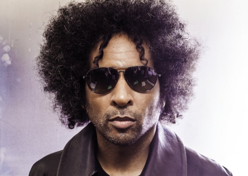 William DuVall u Tvornici kulture