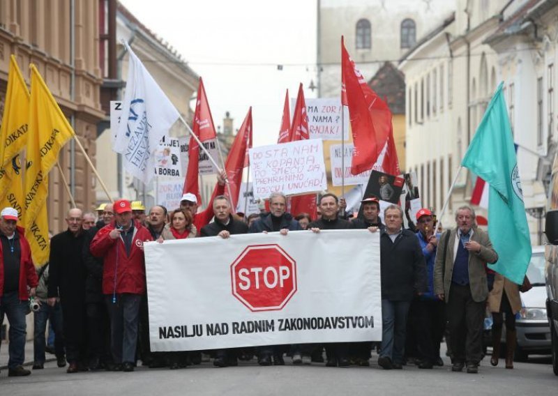 Vlada u mirovinu šalje 8167 zaposlenika u javnoj upravi