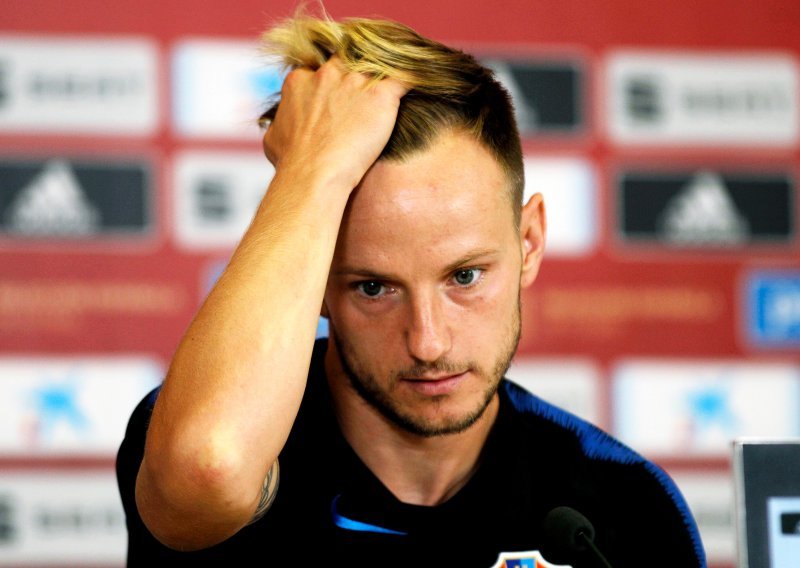 Ovome se nije nadao: Rakitić sletio u Barcelonu, a onda je nastao pravi kaos zbog kojeg je jedva došao kući