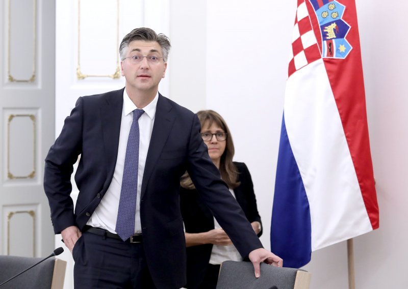 Plenković u niskom startu za Bruxelles ekspresno odradio uvod u sjednicu, evo što je rekao