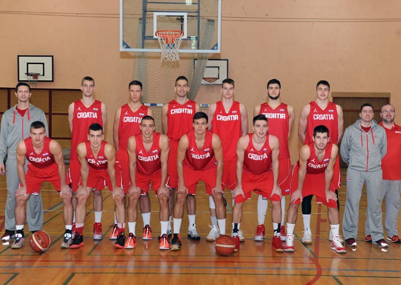 Hrvatska juniorska reprezentacija izgubila od Španjolske
