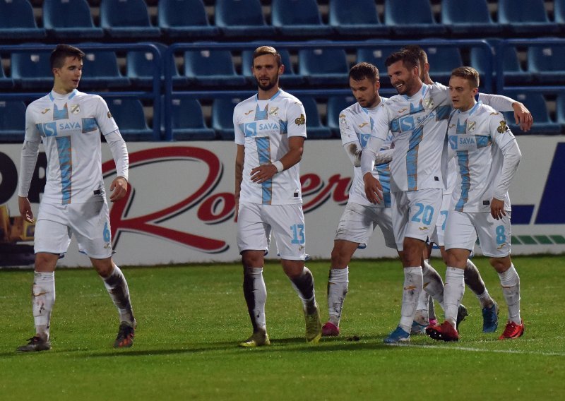 Branitelj naslova u Kupu Rijeka preživjela Varaždin i ostala u igri za trofej