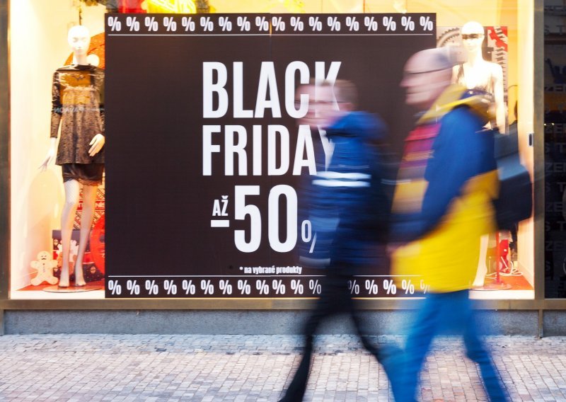 Kako do popusta tijekom Black Fridaya i Cyber Mondaya? Evo alata koji će vam pomoći