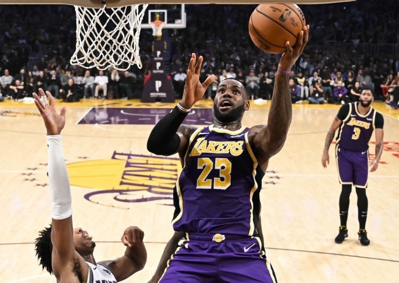 Ovo je jednostavno nevjerojatno; neponovljivi LeBron James srušio još jedan rekord NBA lige