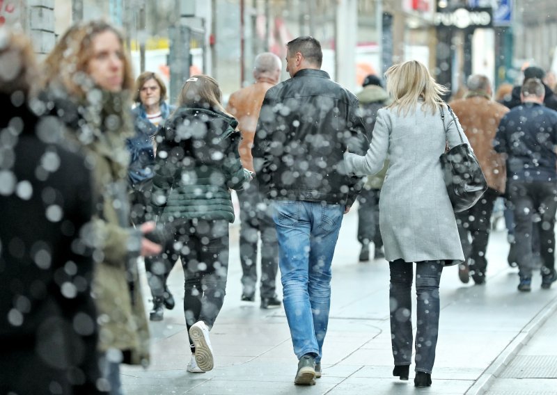 Ovaj tjedan ćemo se smrzavati, stiže i snijeg, a vikend ponovno donosi iznenađenje