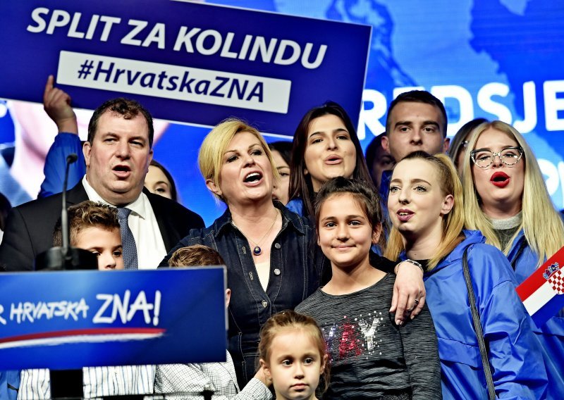 Grabar-Kitarović u Splitu: Moja je kršćanska narav takva da posjećujem sve zatvorenike. Dabogda svi političari bili korumpirani kao ja!