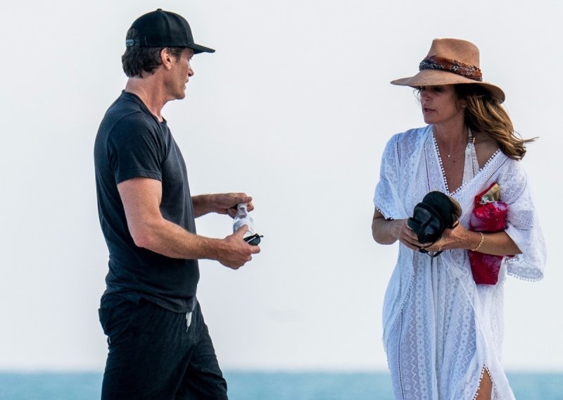 Prosinac im nije bio lagan, ali Cindy Crawford i Rande Gerber godinu su opušteno priveli kraju