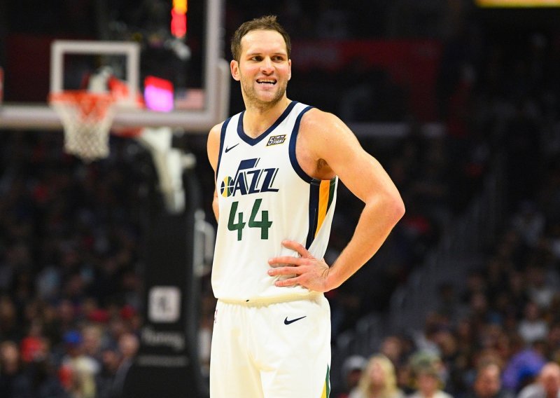 Bojan Bogdanović imao slabiju večer i ubacio tek 12 koševa, pa je njegov Utah Jazz poražen od Houstona