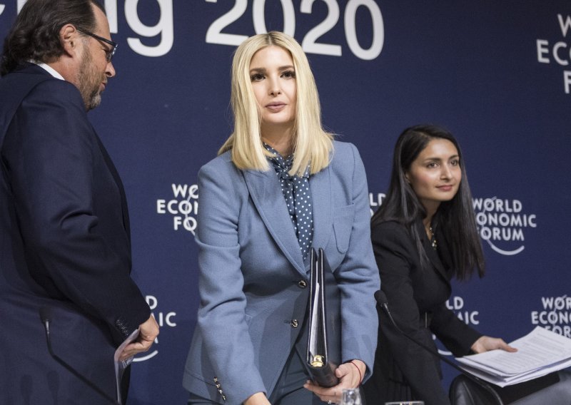 Ivanka Trump izgleda odlično u stajlingu koji obožava i Kolinda Grabar Kitarović