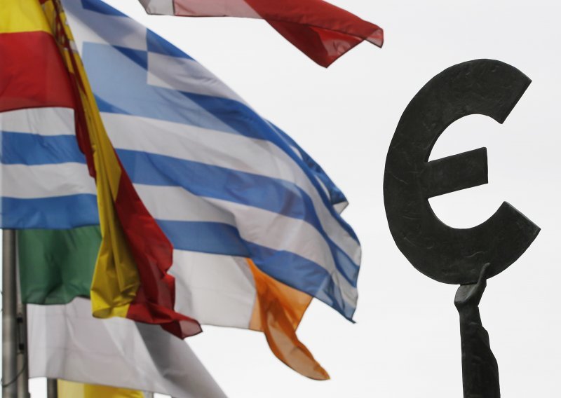 Grčka se oporavlja, ali tone Italija