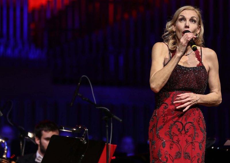 Zagrebačka filharmonija ugostila pjevačku divu Ute Lemper