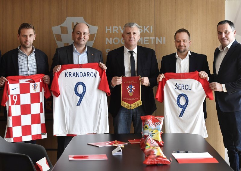 Davor Šuker i HNS pronašli idealnog partnera kako ne bi grizli nokte...