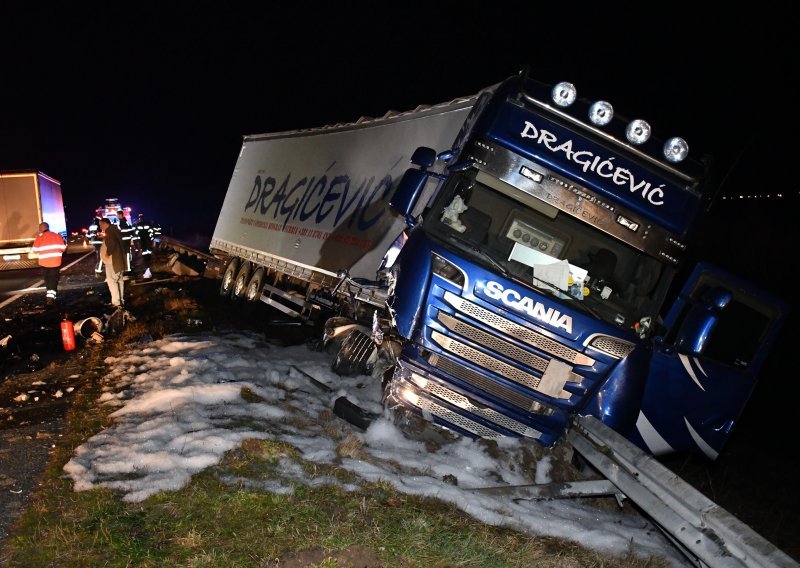 U teškoj nesreći na autocesti A3 stradao bračni par