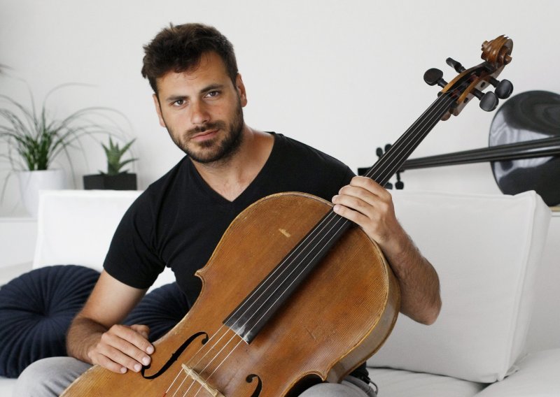 Stjepan Hauser ne odustaje od glazbe: Pronašao je način da i dalje snima duete s atraktivnom Talijankom