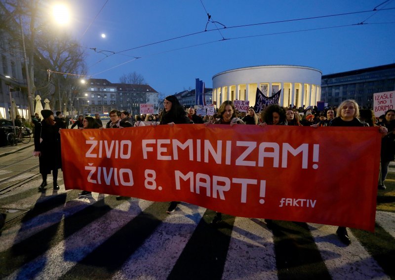 Žene u okovima: 'Slabije smo plaćene, a radimo noćne i stalno nas diskriminiraju'