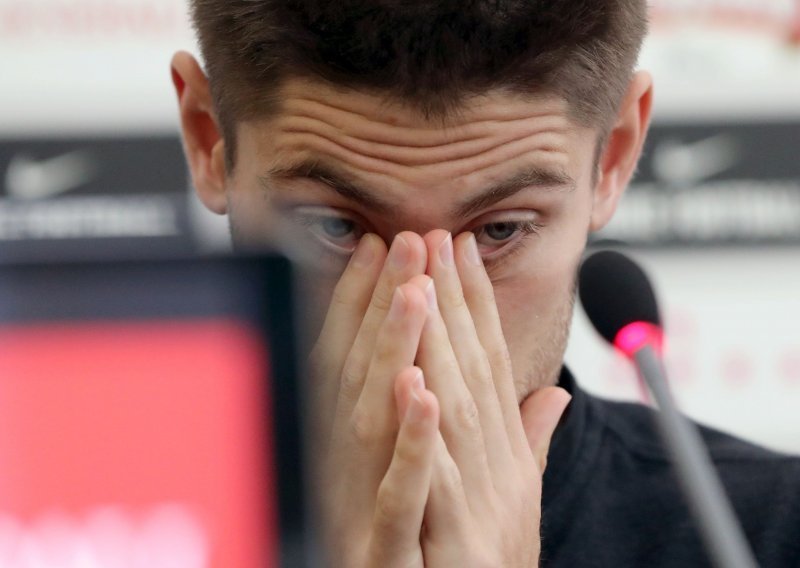 Andrej Kramarić otkrio nam kakve se represivne mjere spremaju u Njemačkoj, a poznati virolog traži da se Bundesliga nastavi tek 2021. godine