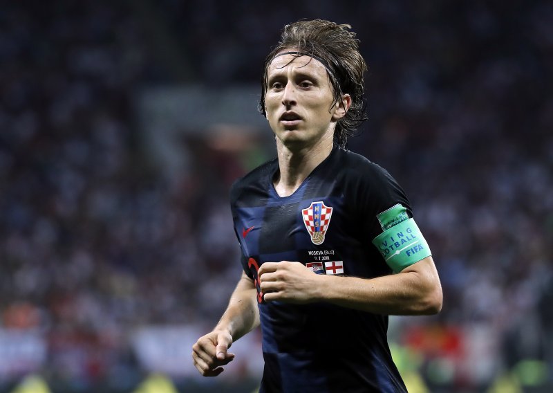 Nakon što je razorni potres pogodio Zagreb, porukom podrške se oglasio i kapetan hrvatske nogometne reprezentacije Luka Modrić