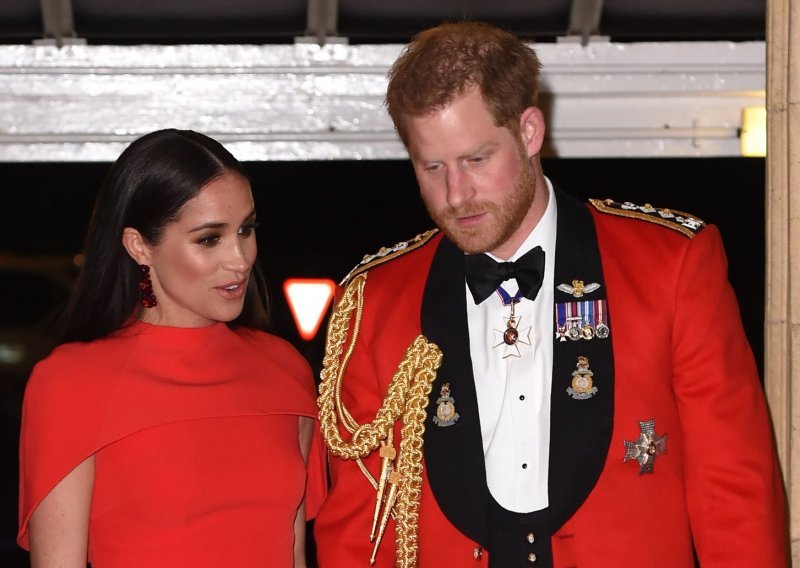 Meghan Markle i princ Harry u problemima: Zbog trenutne situacije ne mogu zarađivati, a upitno je i kako će platiti osiguranje