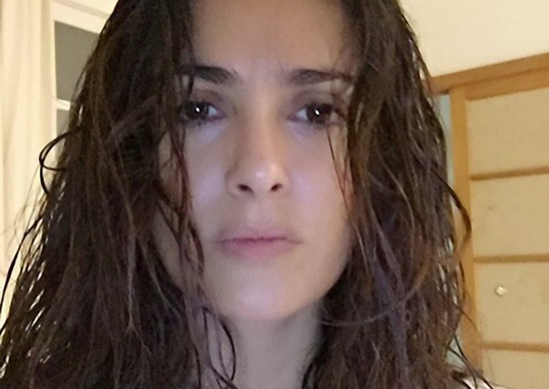 Ovako Salma Hayek izgleda bez trunčice šminke