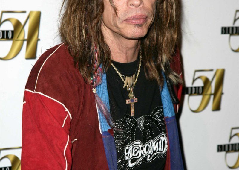 Steven Tyler prijavio se na liječenje