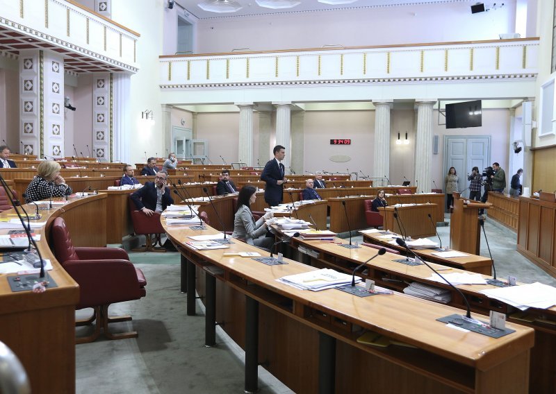 Sabor: Zdravlje građana prioritet nad parlamentarnim izborima