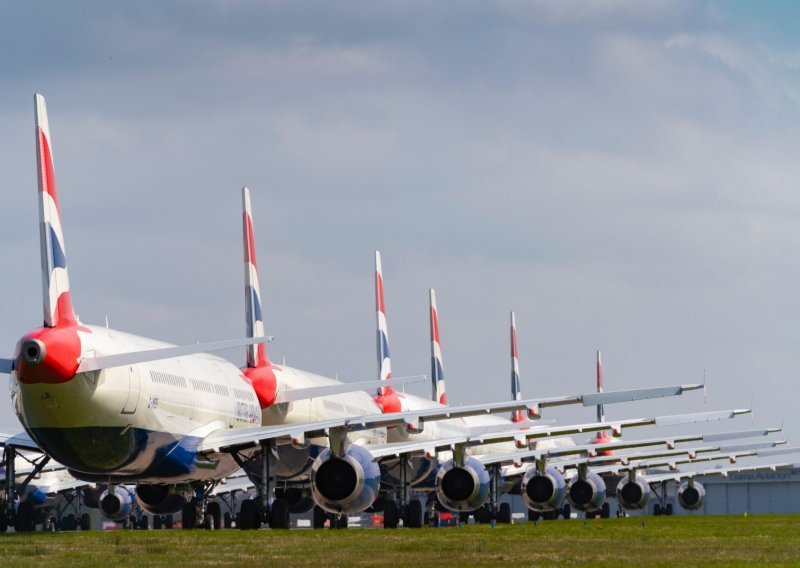 Avioprijevoznici uvode digitalnu zdravstvenu iskaznicu s podacima o testovima na koronu