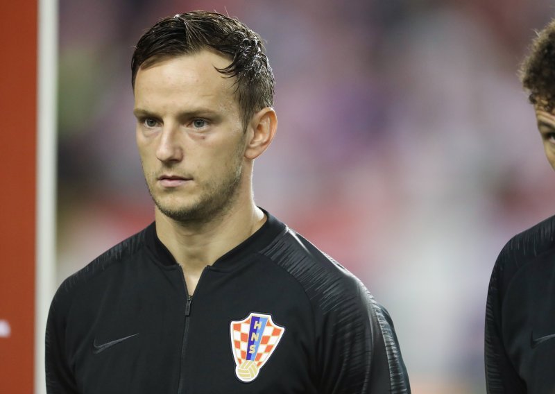 Bivši 'vatreni' žestoko oprao Rakitića: 'Ima dovoljno godina da zna želi li igrati za Hrvatsku! Kako Modrić nikada nije tražio razgovor s izbornikom?'