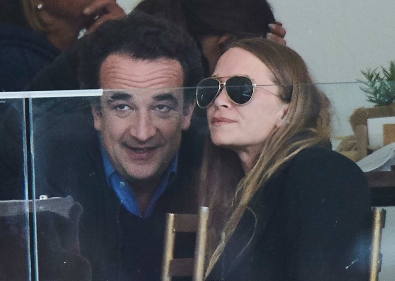 Sada je poznat razlog razvoda najpoznatije holivudske blizanke: Mary-Kate Olsen nije željela da je suprug kontrolira