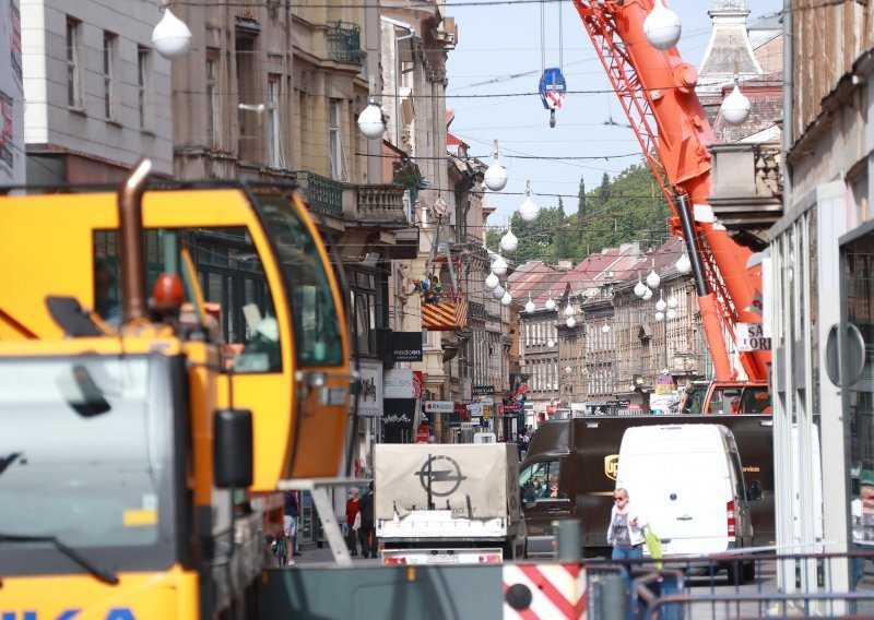 Vlada će ipak stići poslati zahtjev za sanacijom štete zagrebačkog potresa sredstvima EU-a, 100 milijuna eura trebali bismo glatko dobiti, a ukupna pomoć mogla bi biti mnogo veća