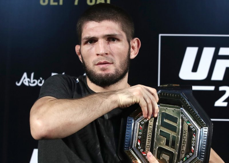 UFC-ov neporaženi prvak Khabib prekinuo šutnju i otkrio obiteljsku tragediju; otac mu u lošem stanju, neki rođaci preminuli...