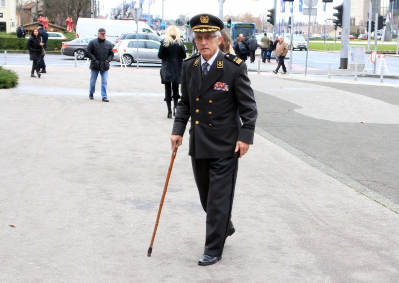 Umirovljeni generali: Neshvatljiv je odnos političkih garnitura prema žrtvama II. svjetskog rata, poraća i komunizma