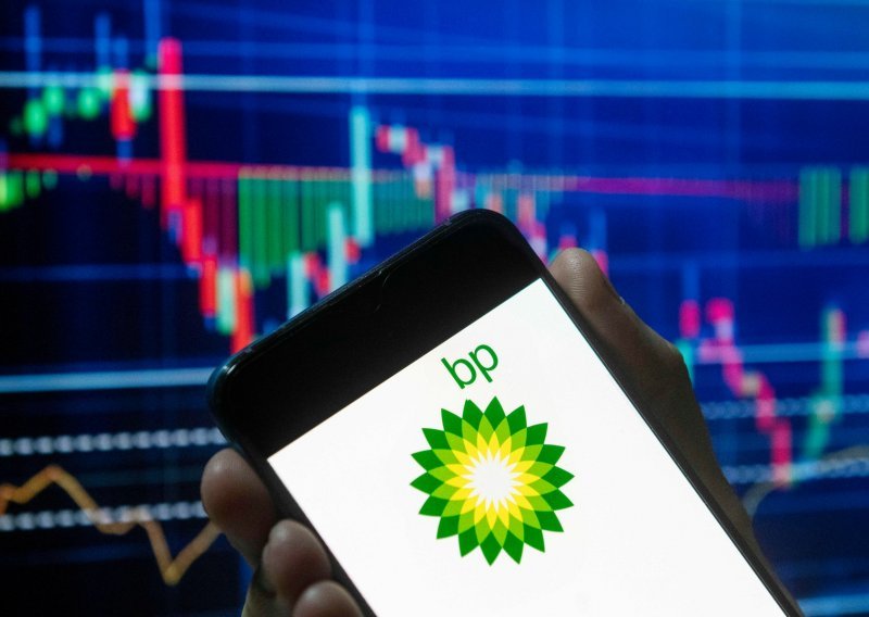 BP zbog pada cijena nafte ukida 10.000 radnih mjesta