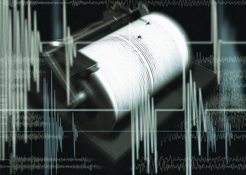 Potres magnitude 5,9 pogodio Meksiko