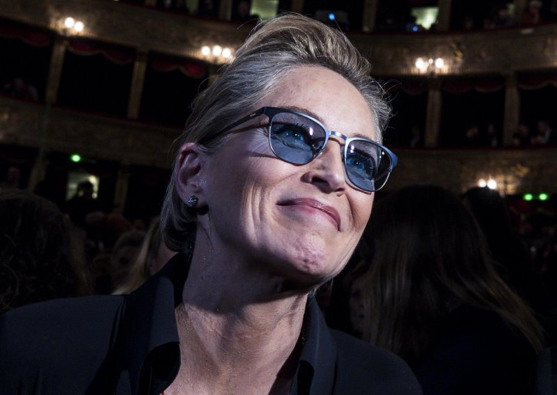 Imala je sreće da je ostala živa: Nije samo moždani udar ugrozio život Sharon Stone