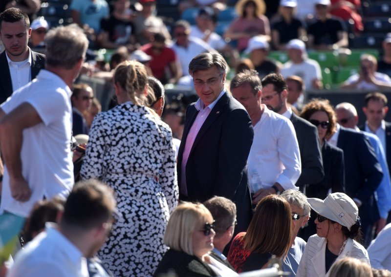 Premijer Plenković danas će se testirati na koronavirus