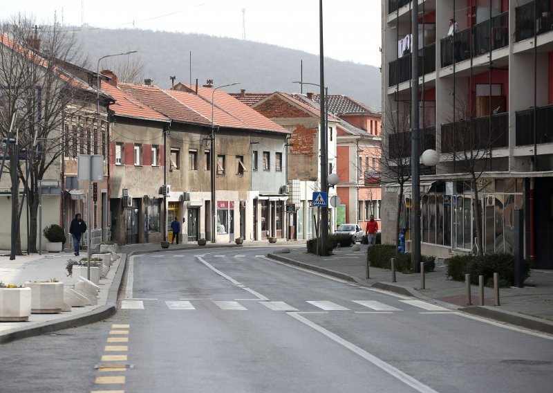 Zaražen mladi pjevač iz Knina; bio je u BiH i Srbiji, pa održao koncert u kninskom noćnom klubu pred 600 ljudi