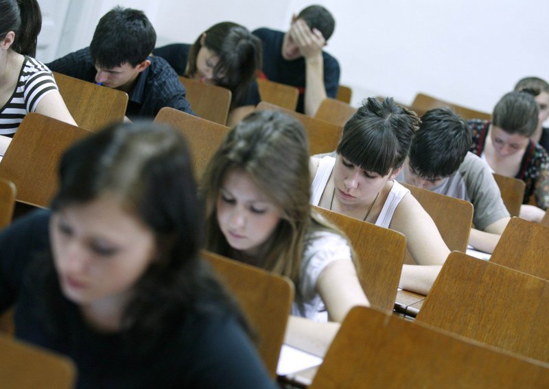 Opet smo pitali ministarstvo zašto se kasni s donošenjem studentskog zakona, evo što su odgovorili