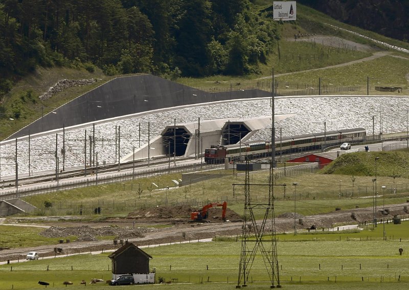 Otvoren najduži tunel na svijetu