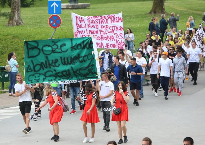 Maturanti iz cijele Hrvatske 'rasturili' u odnosu na prošlu generaciju, više od 100 ispita riješeno bez greške: 'To je veliki uspjeh'