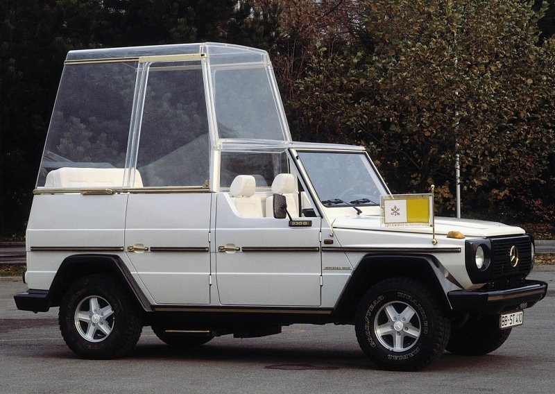 Premijera prije točno 40 godina; najpoznatiji papamobil u povijesti temeljen je na Mercedes-Benz G-klasi