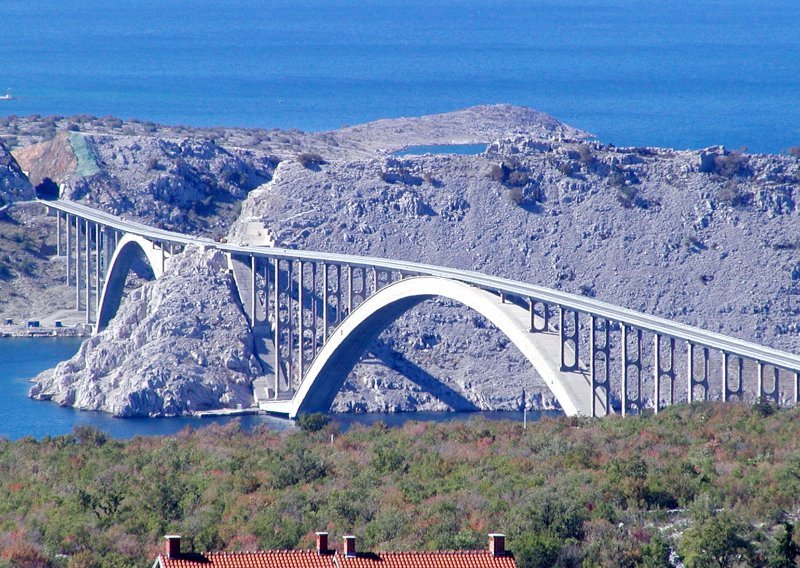 Na Krčkom mostu udar bure 224 km/h