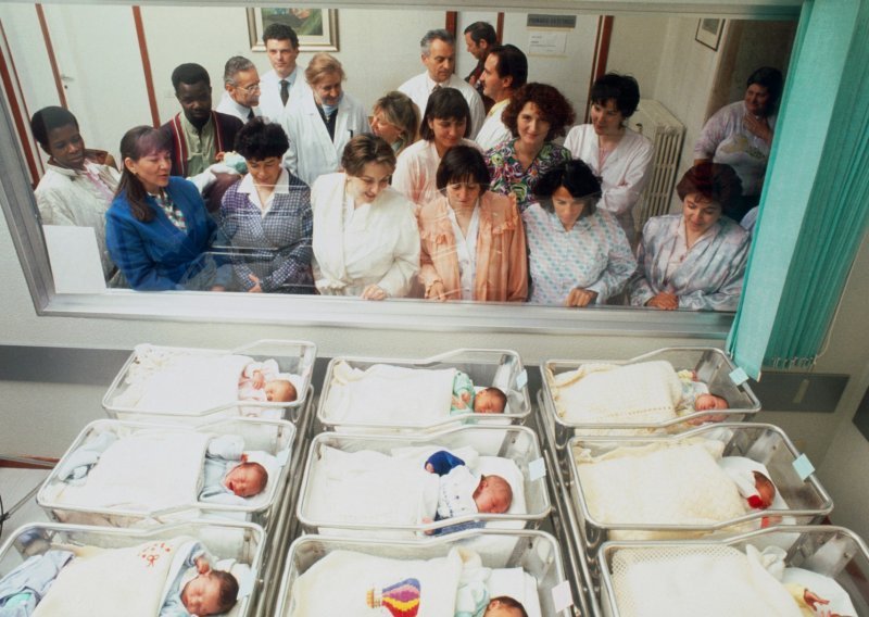 Očekuje li nas doista 'baby boom' nakon pandemije? Doznajte što o tome govore iskustva prijašnjih kataklizmi